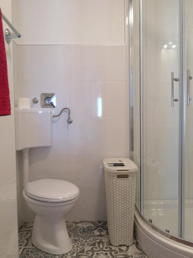 Monty Suite Fiume Esterno foto